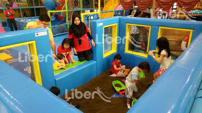 Indoor Play Center 